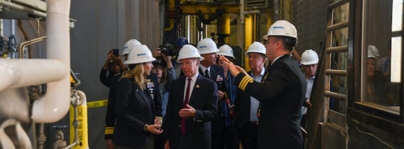 SUBASE holds Ceremonial Ribbon Cutting establishing a Micro-grid on the base