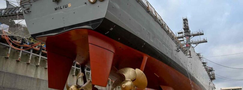 Navy Commander, Executive Officer of Japan-Based Ship Repair Facility Relieved