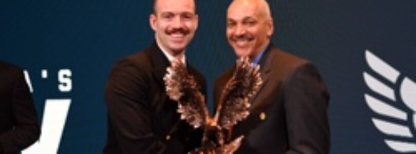 Navy Recruiters of the Year Awarded [Image 62 of 63]