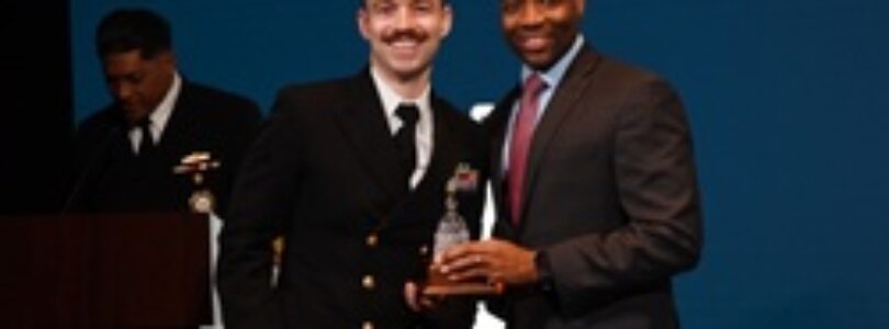 Navy Recruiters of the Year Awarded [Image 55 of 63]