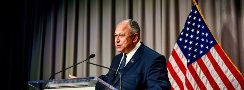 Navy secretary names newest destroyer Intrepid