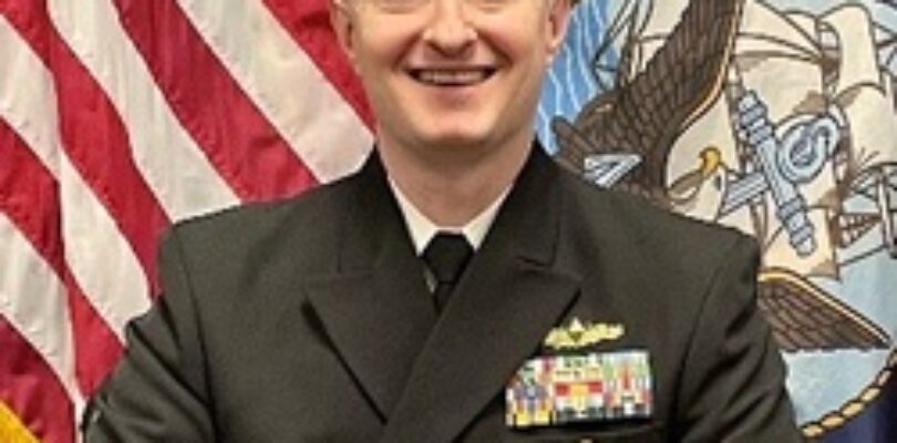Commander Dan Giller