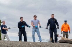 Sailors volunteer with the River City Waterway Alliance [Image 7 of 7]