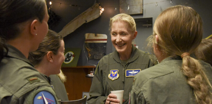 Air Force purges photos, websites on pioneering female pilots