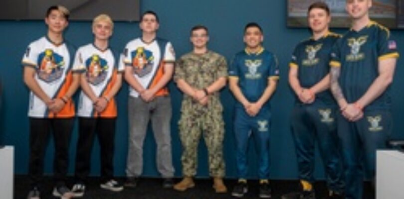 Recruiters arrive at Fleet Week L.A. [Image 2 of 4]
