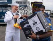 Recruiters arrive at Fleet Week L.A. [Image 6 of 7]