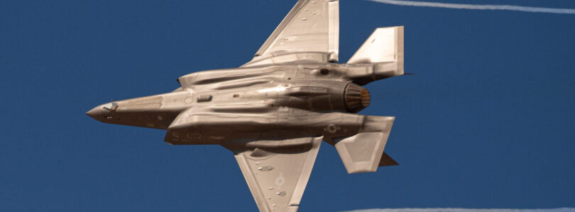 Lockheed eyes better stealth, unmanned option for F-35