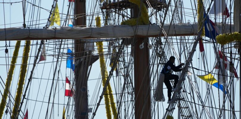 Crew Members of Tall Ship That Collided with Brooklyn Bridge Return Home to Mexico