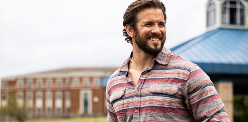 Navy SEAL Veteran Is First GOP Candidate for Tuberville’s Alabama Senate Seat