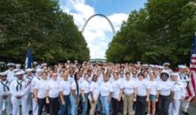 Future Sailors and NTAG Mid-America visit St. Louis [Image 1 of 3]