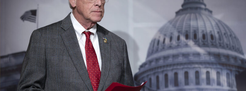 Navy’s preliminary budget undercuts shipbuilding, senator says