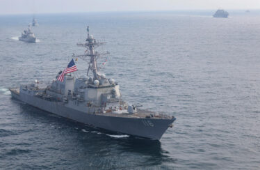 Military Moves Ships, Aircraft to Middle East as Senator Seeks to Stop US Action Against Iran