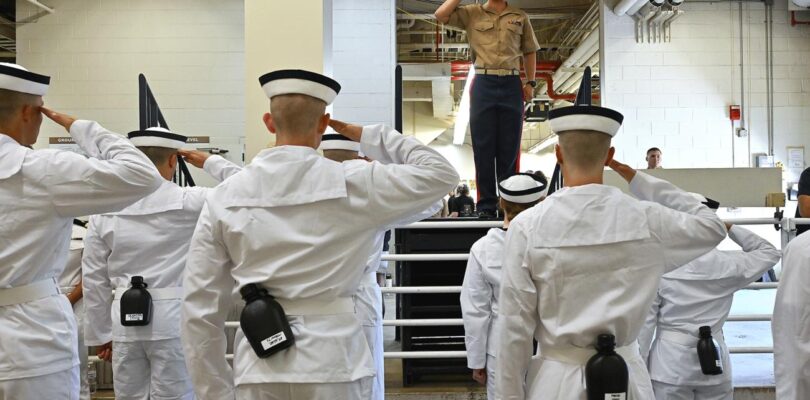 Annapolis Families Provide Midshipmen with a ‘Home Away from Home’
