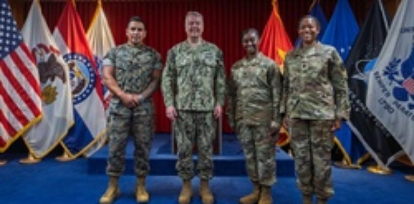 CNRC visits St Louis MEPS [Image 1 of 2]