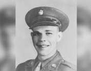 This US paratrooper faced down 100 Nazis and two tanks… and won