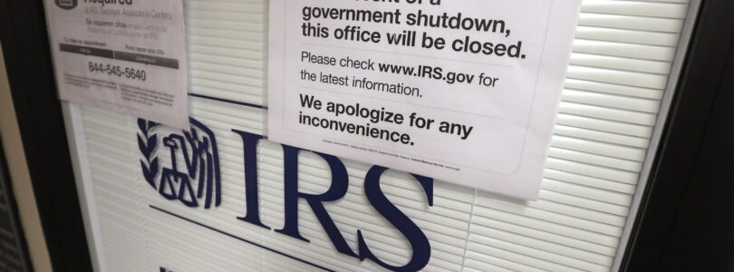 As lawmakers head to summer recess, threat of an autumn shutdown looms