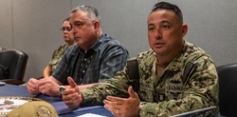Newly selected CRF recruiters visit CNRC [Image 4 of 5]
