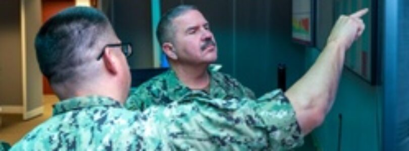 Navy Personnel, Manpower, and Training Fleet Master Chief Petty Officer Jay Walker visits Navy Recruiting Command Headquartered [Image 4 of 5]