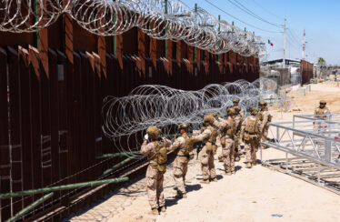 Hundreds of Marines, sailors fortify US-Mexico border wall in Arizona