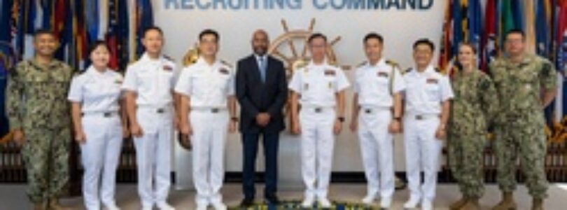 Members of ROK visit CNRC [Image 1 of 6]