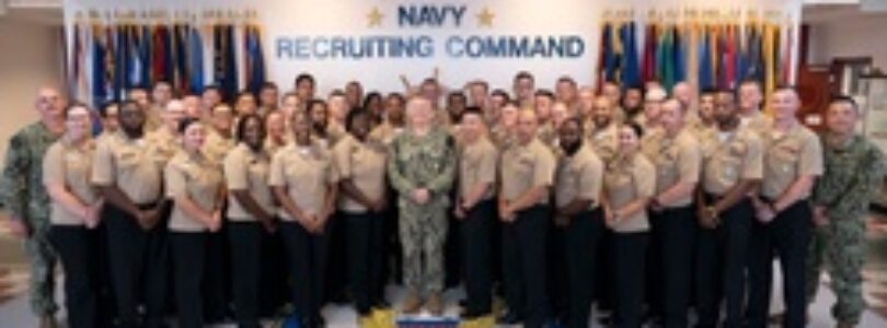 Recruiting Nation Chief Petty Officer Selects Visit CNRC [Image 1 of 2]