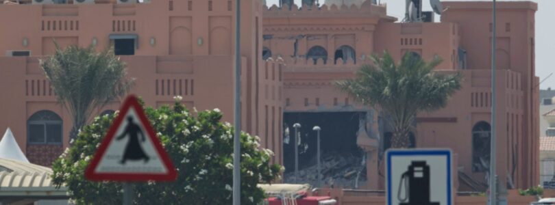Trump signs executive order vowing to defend Qatar