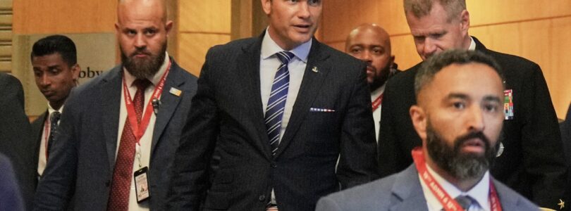 Hegseth orders military to detail lawyers to Justice Department