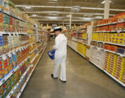 Troops, families use credit card relief at commissaries amid shutdown
