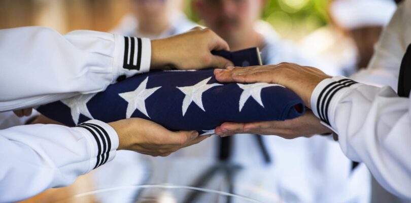 Navy sailor dies after attempting to rescue children at Hawaii beach