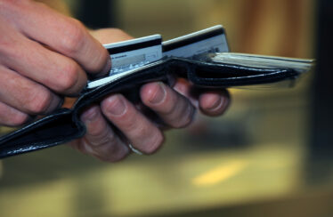 More shutdown assistance offered through military stores