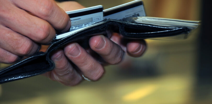 More shutdown assistance offered through military stores