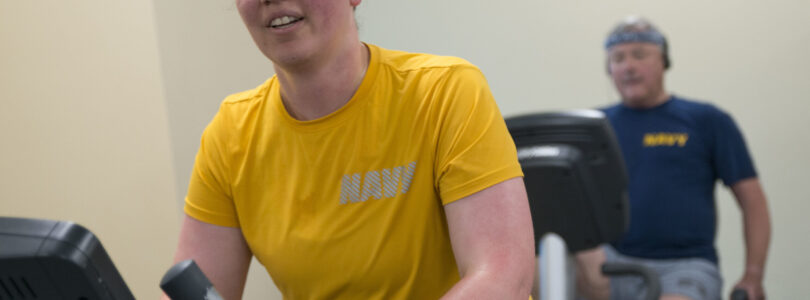 Navy introduces combat fitness test for SEALs, fleet divers, others
