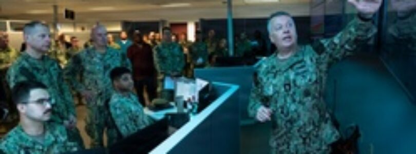 Adm. James Kilby, Vice Chief of Naval Operations, visits Navy Recruiting Command [Image 3 of 8]