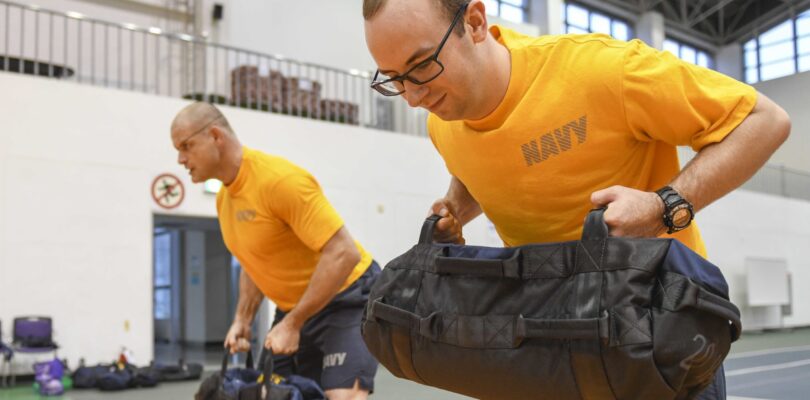 Gold PT uniform phaseout set as Navy streamlines sailors’ seabag