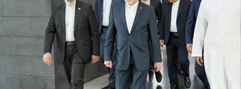 Negotiators push for more talks after US and Iran convene in Oman