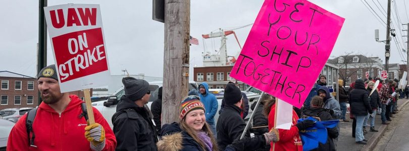 Navy Shipyard Workers Approve a Contract Deal with Bath Iron Works, Ending Weeklong Strike