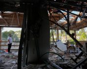 Trump Threatens To ‘Obliterate’ Iran Oil Hub Due to Strait of Hormuz Closure