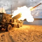 US Marines help gun down beach invaders in simulated Philippines defense