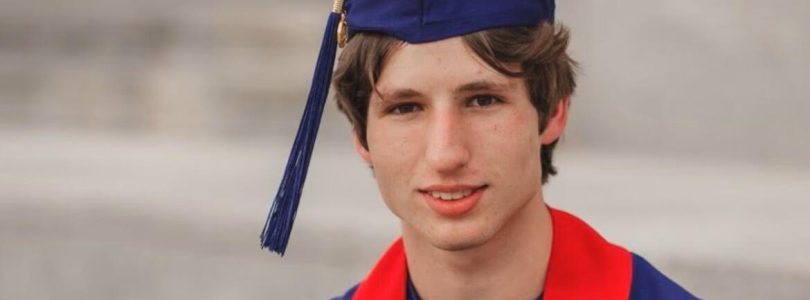 Future Navy Intelligence Officer to Get Master’s Degree at Age 19