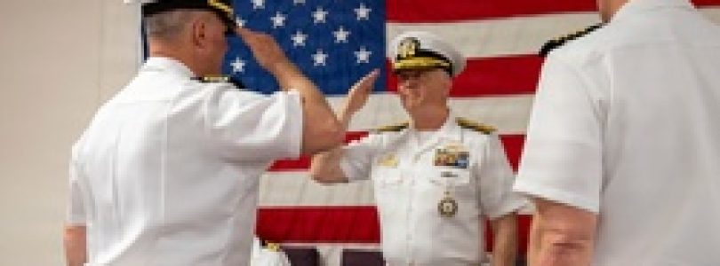 Navy Recruiting Reserve Command Holds Change of Command Ceremony, May 1