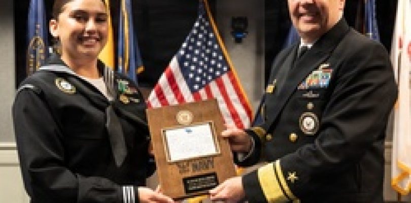 CNRC Hosts a Sailor of the Year Banquet [Image 2 of 11]