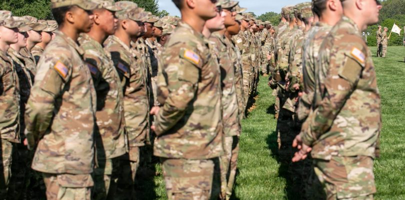 Senators introduce bill to abolish military draft agency
