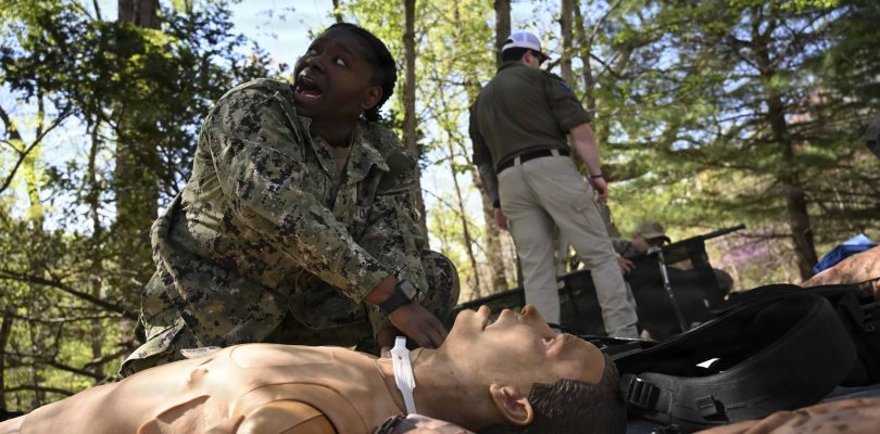 Defense Department proposes splitting military health system budget