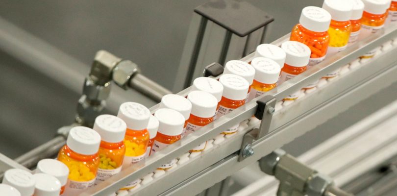 Lawmakers introduce bill to lower drug costs for service members, veterans