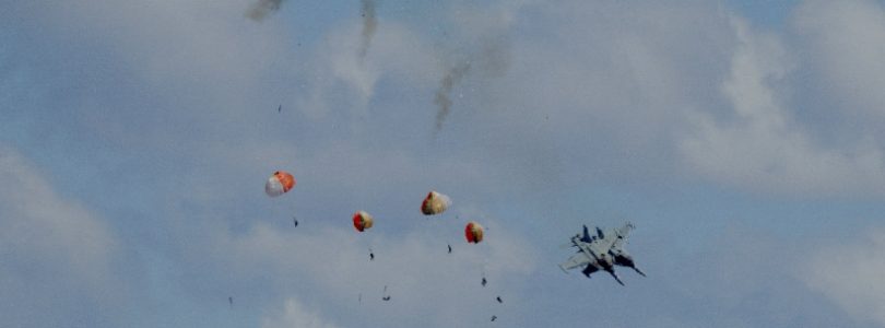 Crew members safely ejected after Navy jets collide at Idaho air show