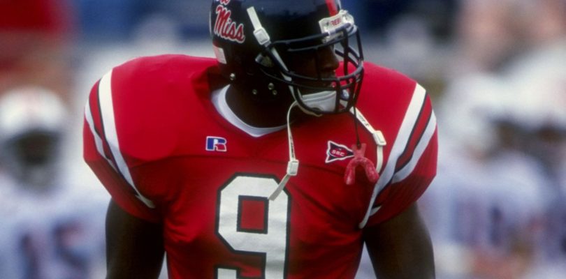 Former NFL tight end convicted for Medicare, VA fraud scheme