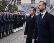 Pentagon open to Poland’s offer to host permanent U.S. base, Polish minister says