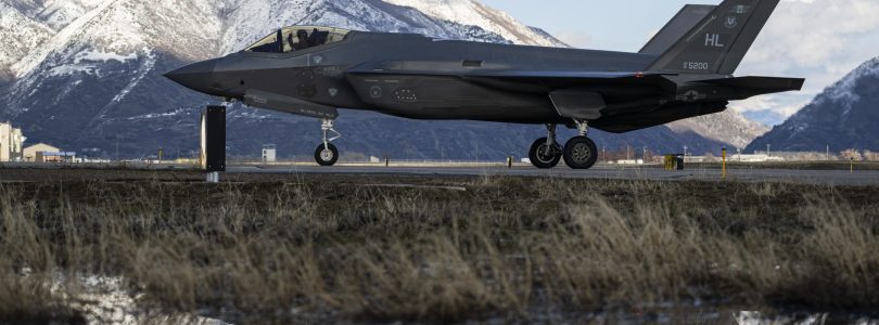 Only 1 in 4 F-35s is fully mission capable, GAO finds