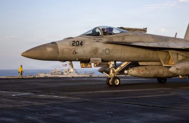 Navy offering up to $150,000 retention bonuses for select aviation billets