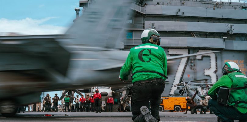 USS George Washington operating in South China Sea as China-Philippines tension escalates
